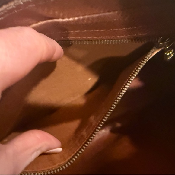 Louis Vuitton Jeune Fille MM Monogram Crossbody or Shoulder Bag Clean Interior - Picture 11 of 14